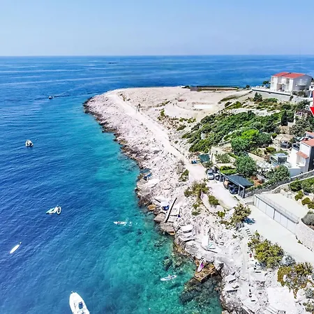 Apartman By The Sea-3 By Interhome *